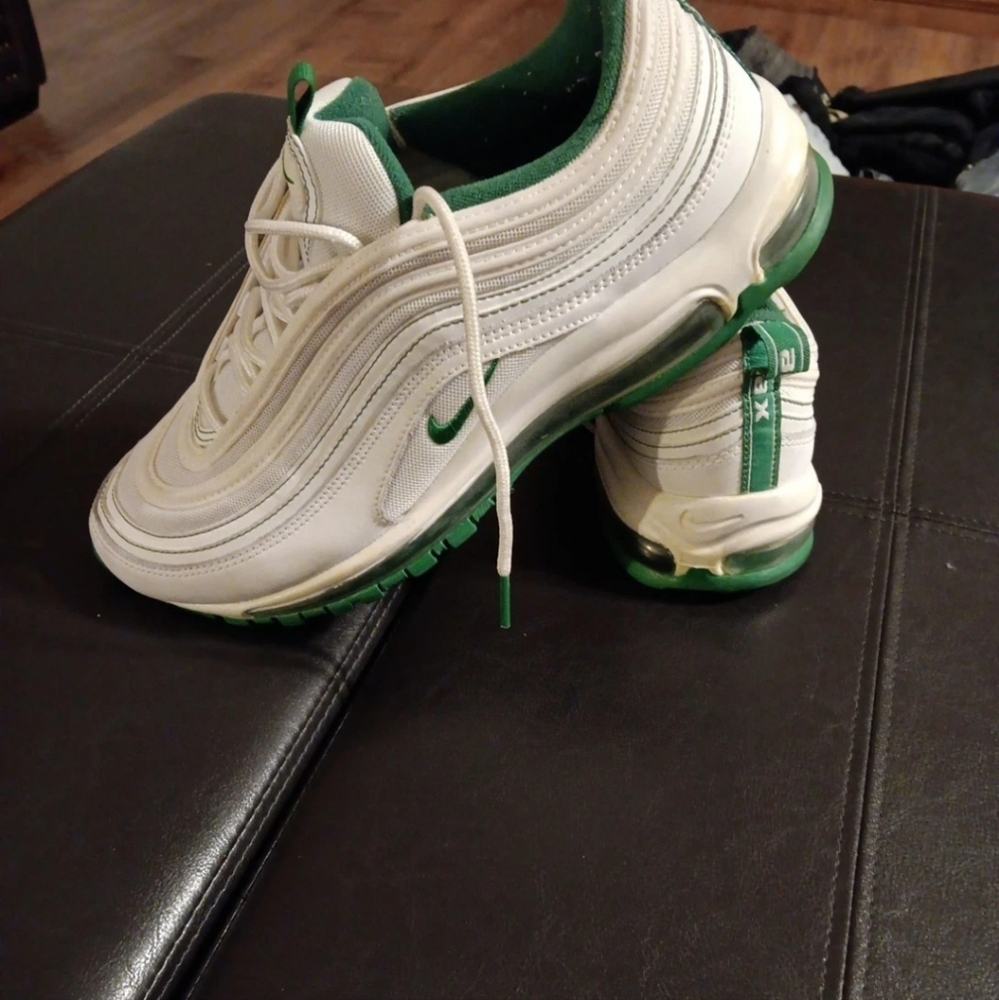 Nike air Max 97 Green and White Sneakers